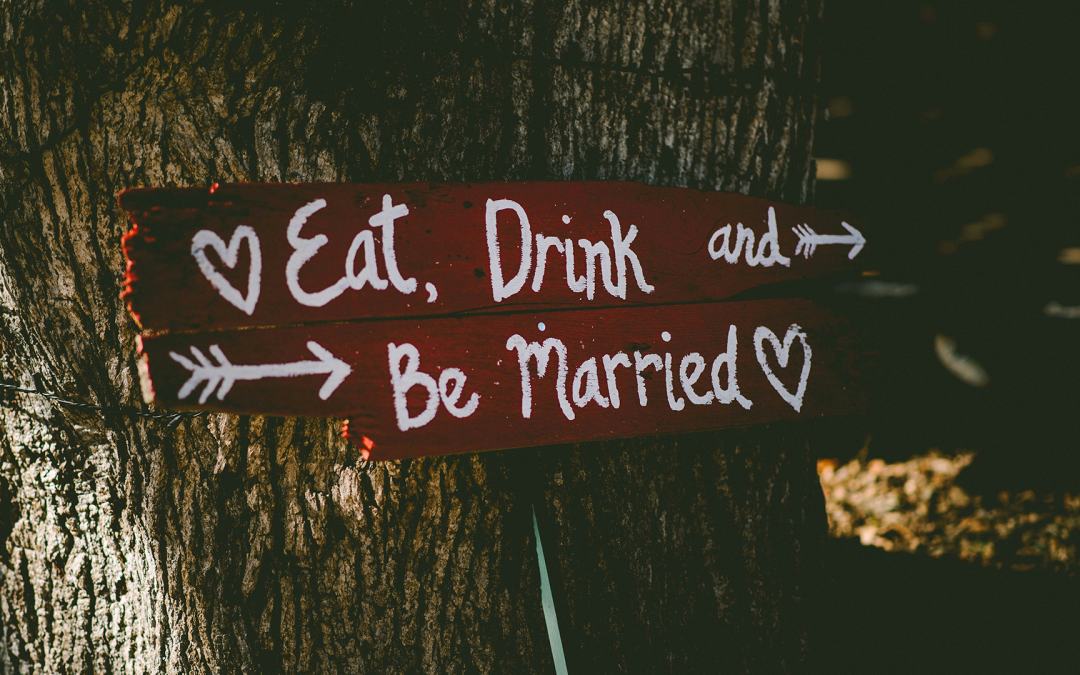 Wedding Entertainment Ideas: Beyond Bands and DJs