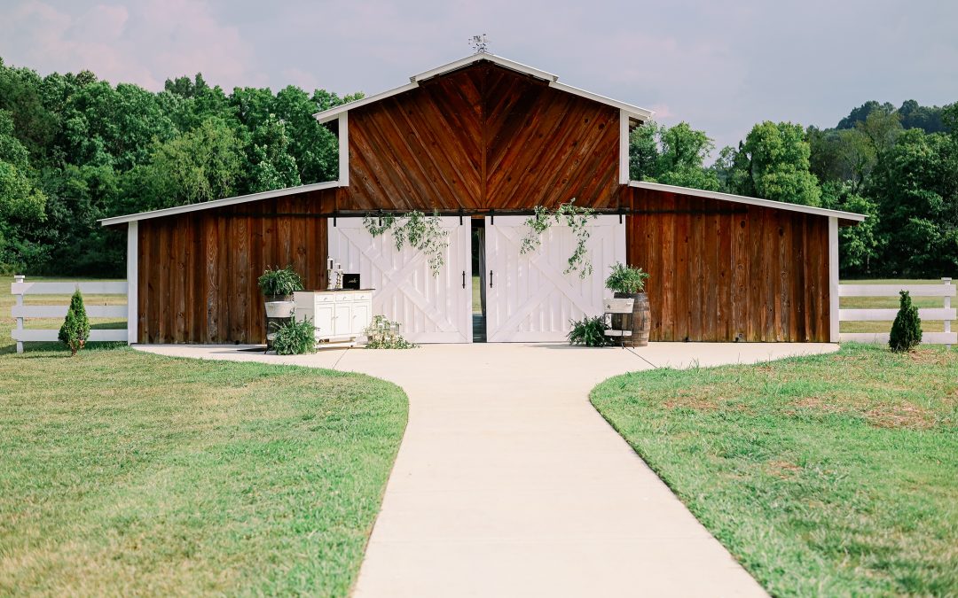 What to Ask a Wedding Venue: A Guide for Engaged Couples